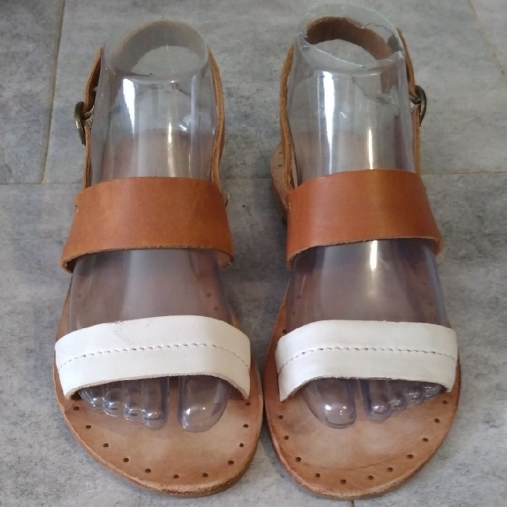 FRYE Sandals